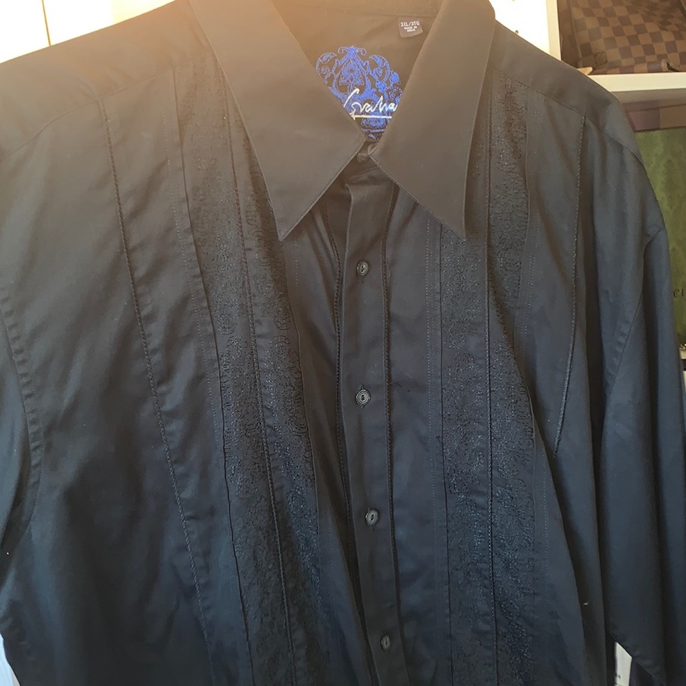 NWOT Robert graham button done shirt - Picture 2 of 3